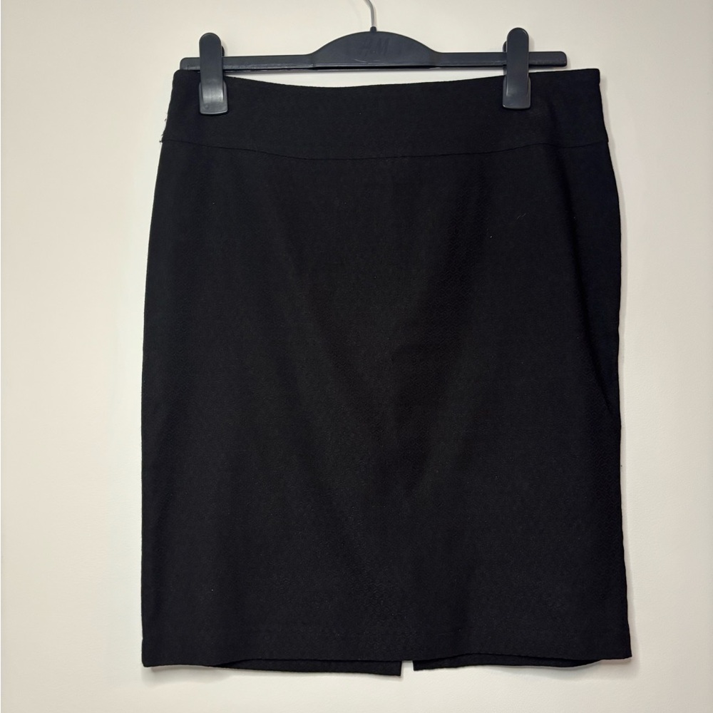 Soho Apparel Elegant Black Pencil Skirt